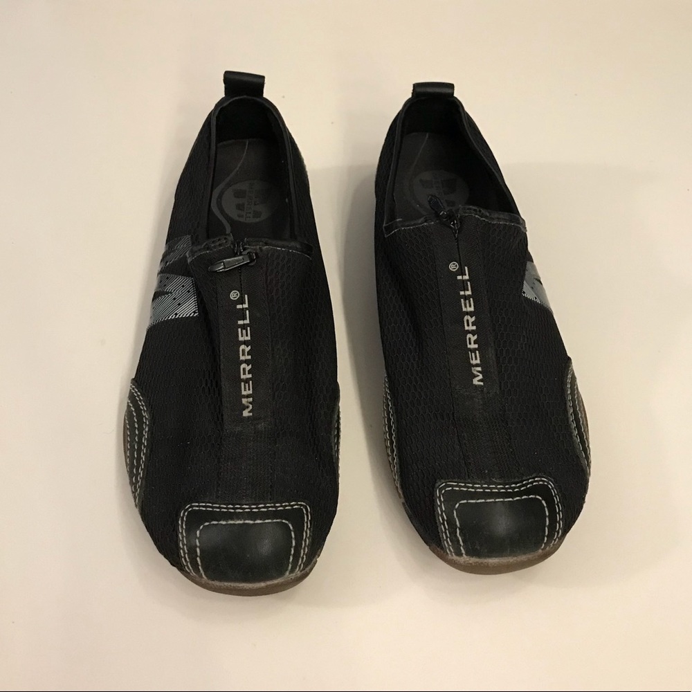 Black Athletic Sneakers